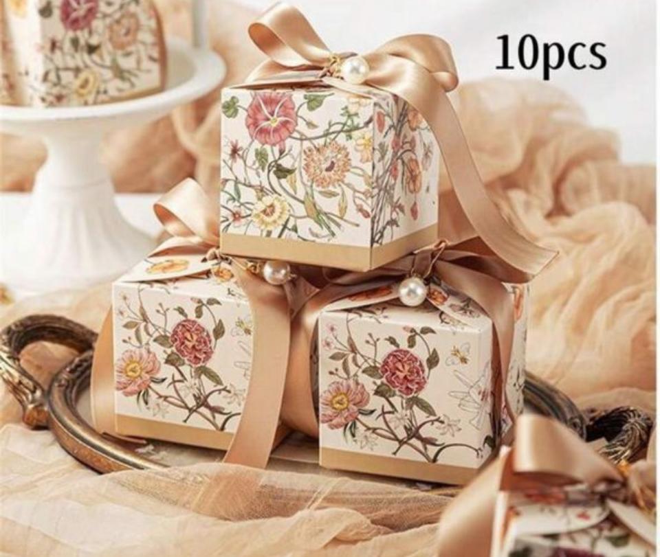 Vintage Floral Cube Favour Box