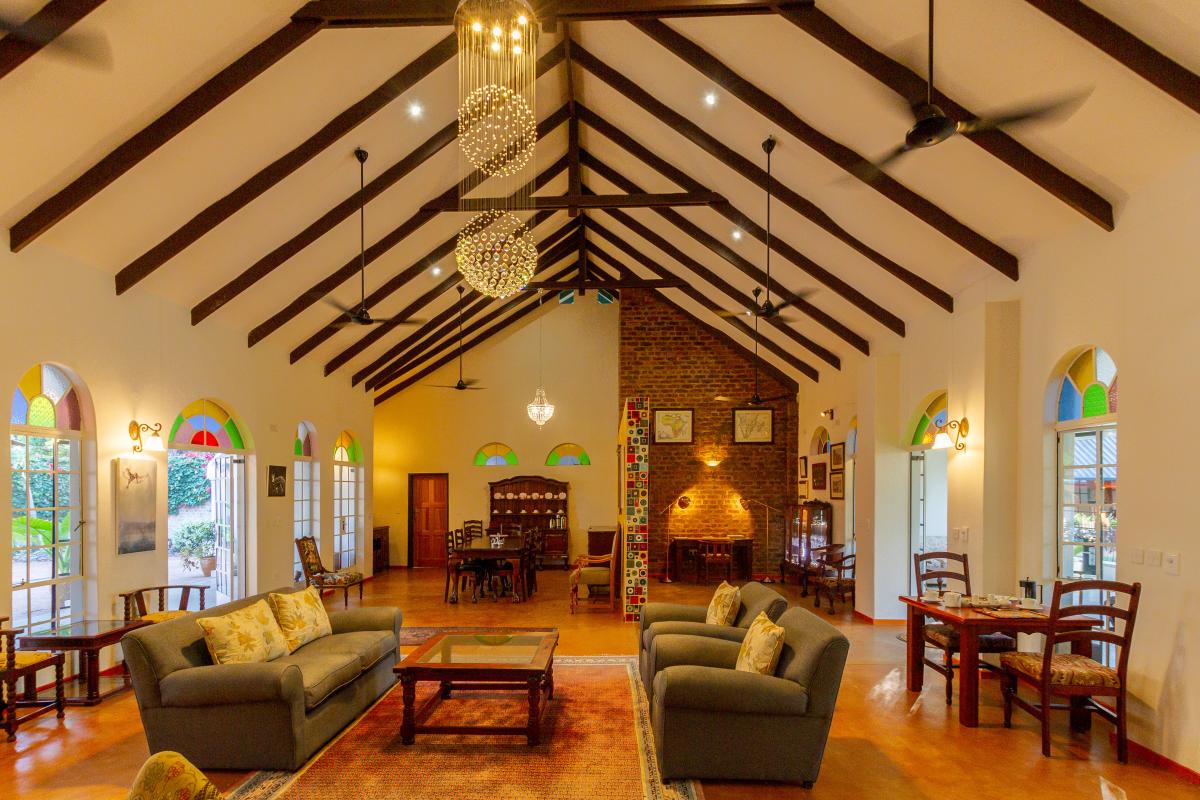 the courtney lodge